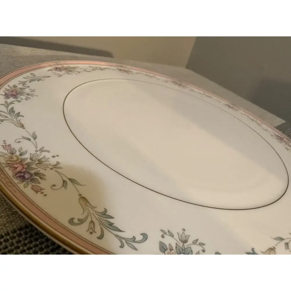 🍰 Christopher Stuart Spring Crest 13 1/8” Cake Plate Bone China Thailand